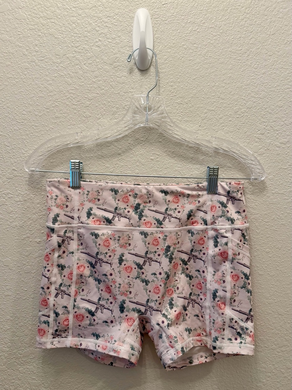 Floral & Rifle Print Women’s Workout Shorts – Size Medium
